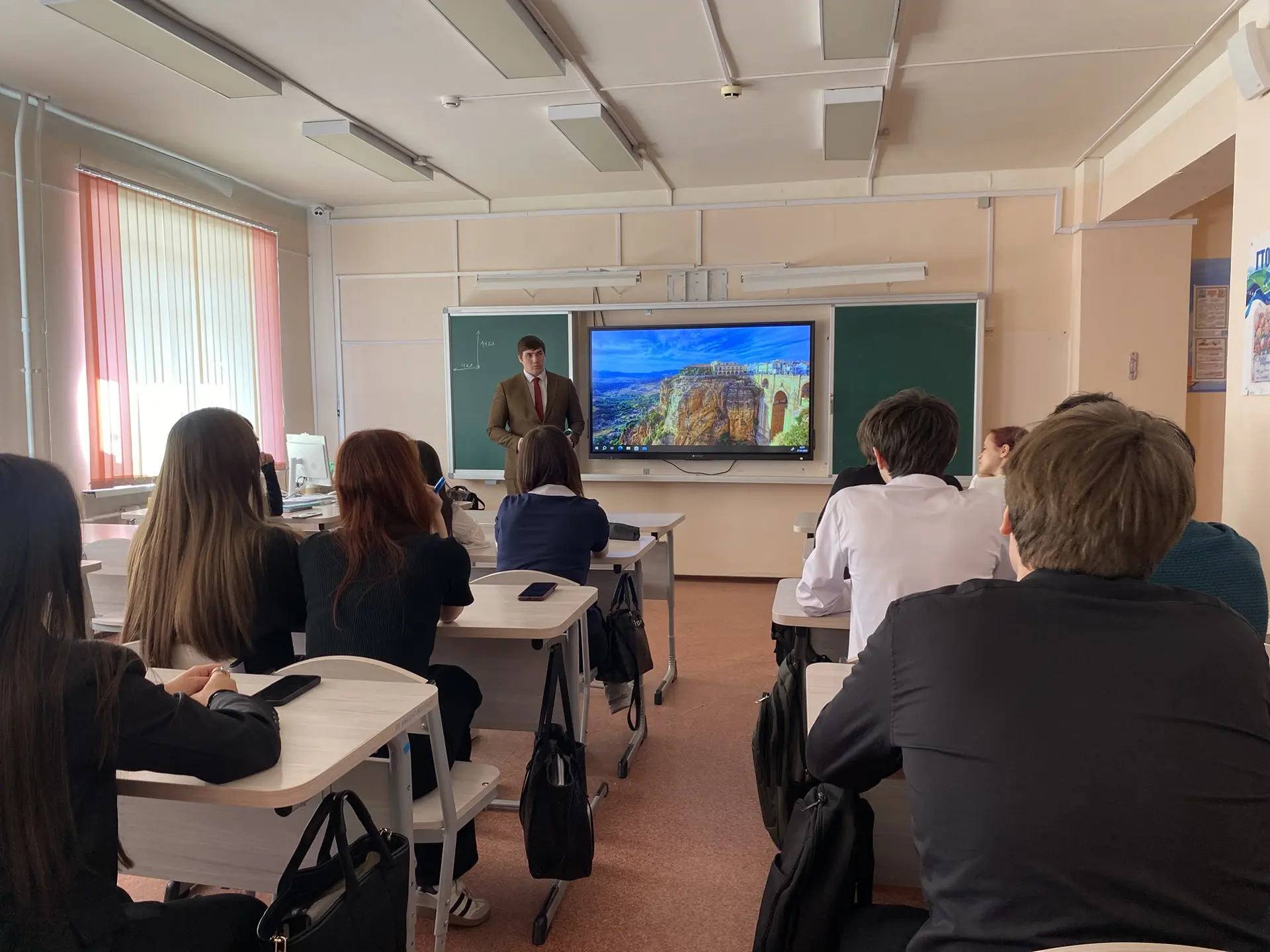 Профориентационная беседа с учащимися 10-х классов.